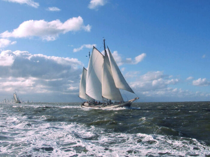 Under full sail on the IJsselmeer